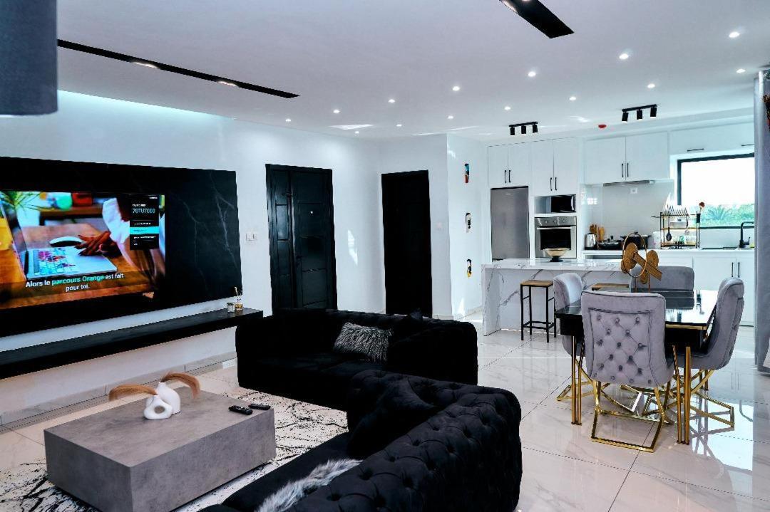Reddington By Jvte Aparthotel Douala Kültér fotó